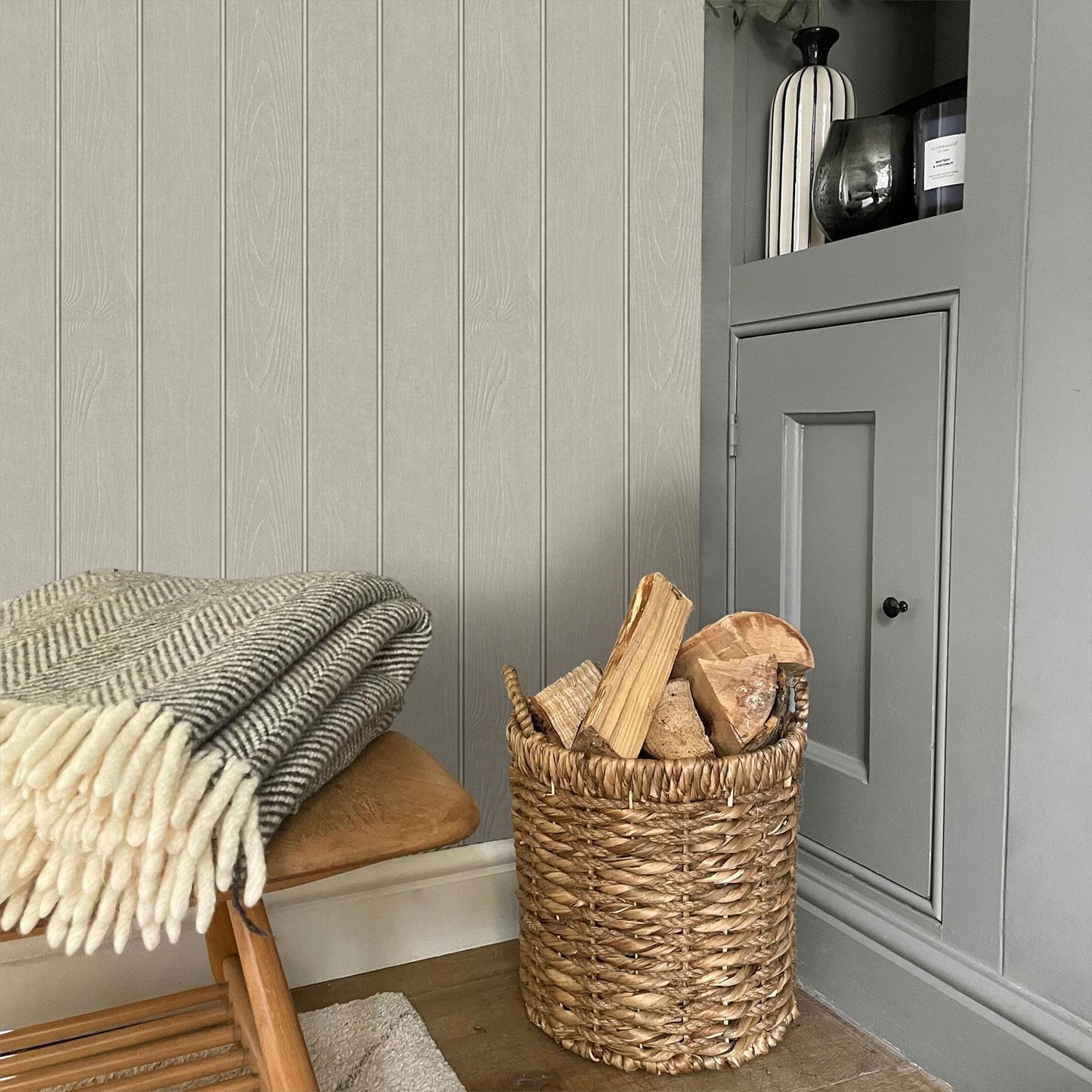 Beaded Wood Panel Wallpaper 3D Effect